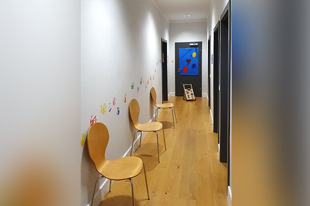 Wartebereich Behandlungsräume Kinder-Physiotherapie Wuppertal