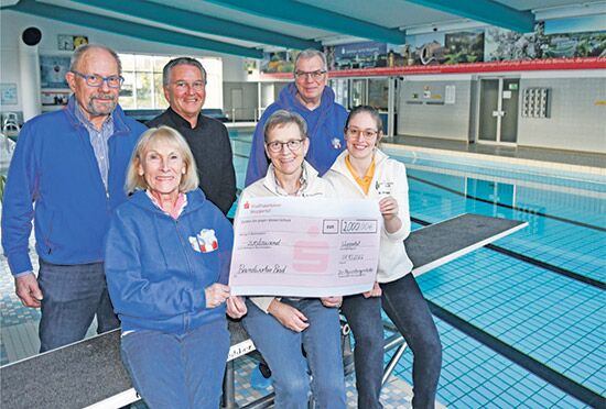 Physiotherapie Keller Uhlemeyer Spende für Bandwirker-Bad