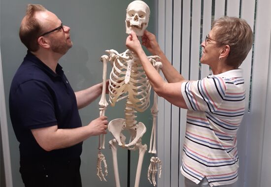 Besuch von Abgeordneten des Deutschen Bundestags in der Physiotherapie-Praxis Keller & Uhlemeyer
