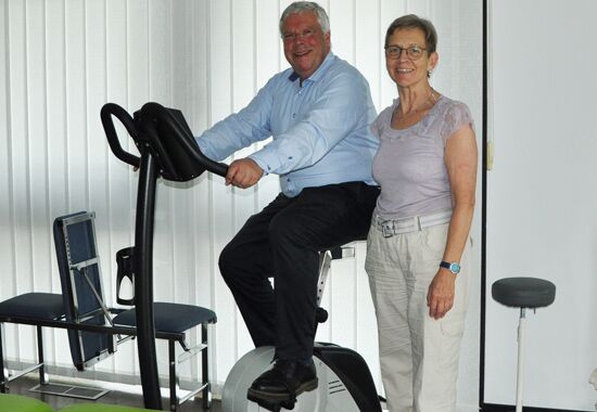 Besuch von Abgeordneten des Deutschen Bundestags in der Physiotherapie-Praxis Keller & Uhlemeyer